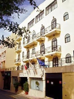The Crown Hotel Буджибба Экстерьер фото