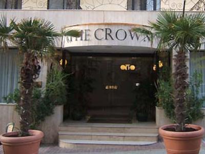 The Crown Hotel Буджибба Экстерьер фото